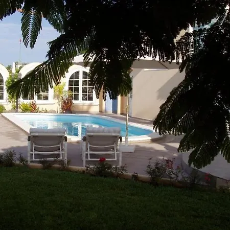 Holiday home Sleeps 4 Pool Wifi